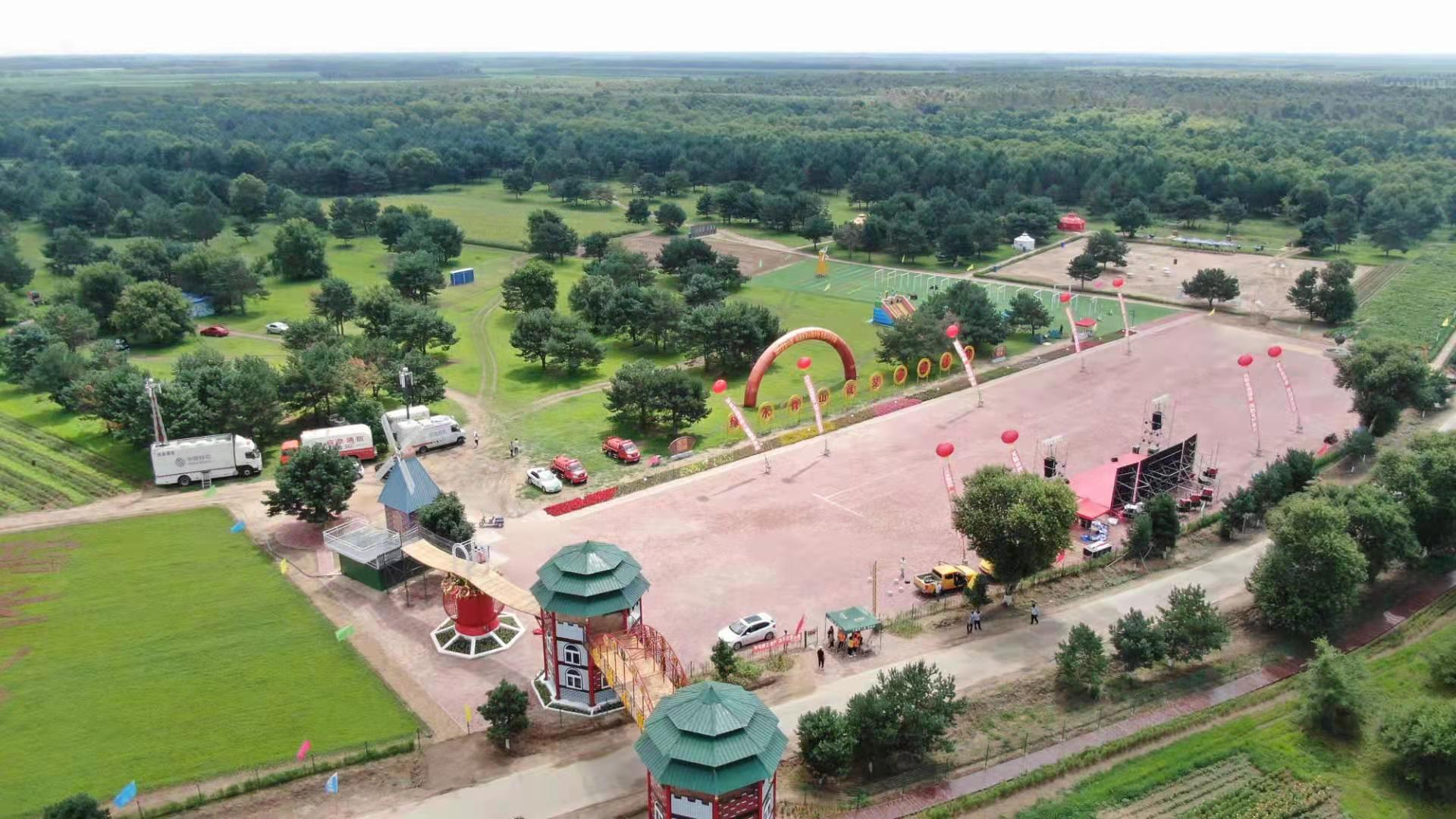 大庆林源：小镇生态游红红火火