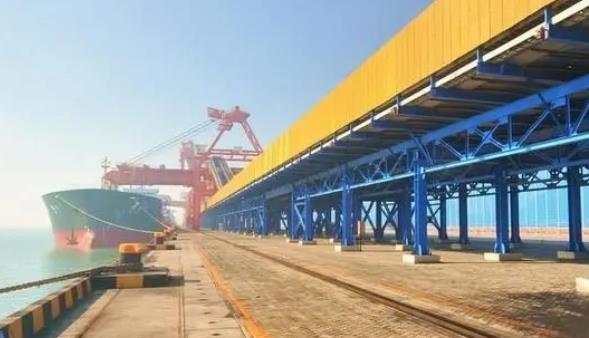 商务部：上半年我国服务业增加值达29.6万亿元 占国内生产总值55.7%