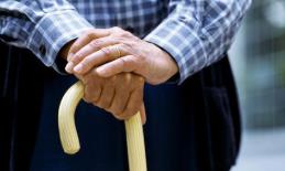 避免老无所养 基本养老服务应以保障生活安全为底线