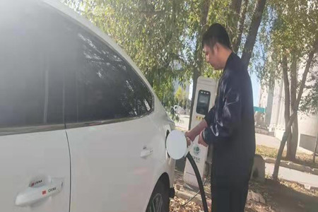 黑龙江大庆供电公司：把客户需求“桩”在心里