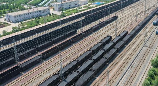 两部门：进一步加大对发电供热煤炭运输的倾斜力度