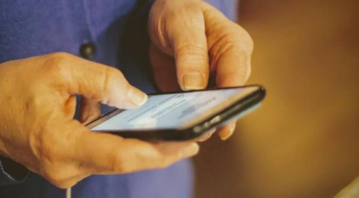 从&ldquo;数字遗民&rdquo;到&ldquo;数字移民&rdquo;，&ldquo;银发族&rdquo;这样跨越鸿沟