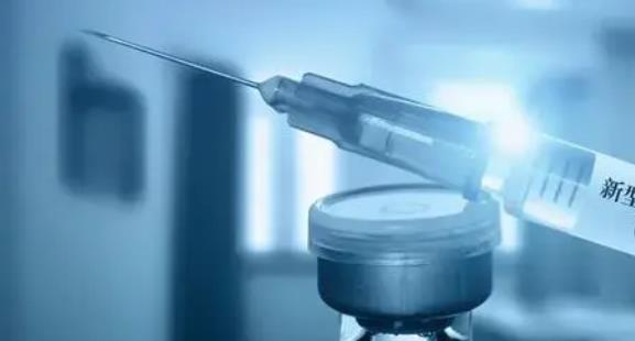 专家：新冠疫苗加强针不建议混打