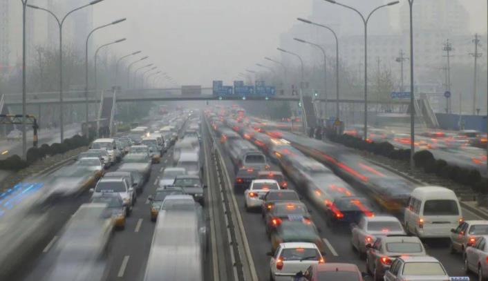 17日起进返京须持48小时内核酸阴性证明和绿码