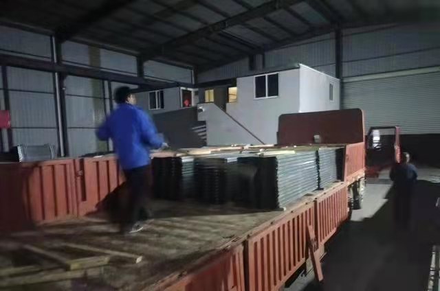 12小时完成隔离用房钢板生产任务 上海新之杰彰显民营企业责任担当