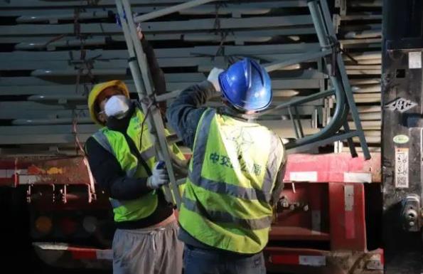 【抗击疫情 央企行动】中交集团全力支援上海方舱医院建设