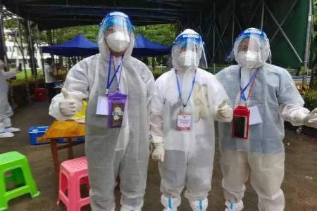 28名海南师范大学志愿勇士奋斗在陵水战疫一线