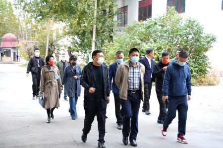 黑龙江省龙睿公司：国庆假期首日以“四不两直”方式开展安全检查