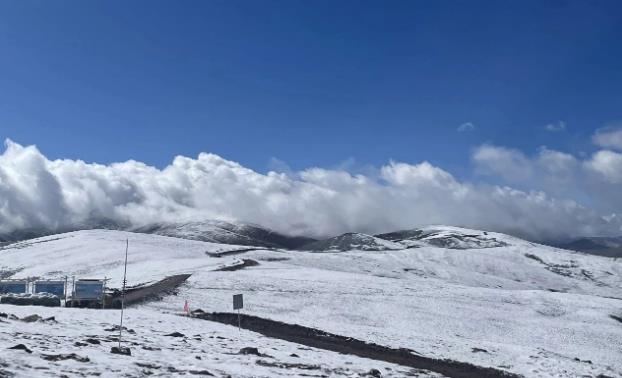 全球在建规模最大海拔最高光伏电站开工