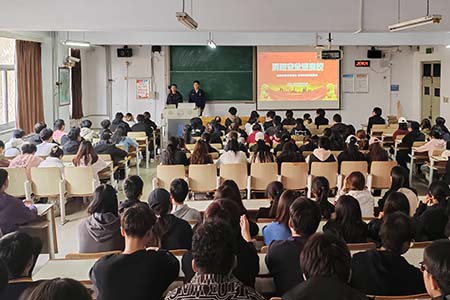 秦皇岛市消防救援支队昌黎大队联合高校开展消防安全培训