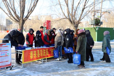 泰来县“宪法宣传周”：谜语我来猜 普法润民心