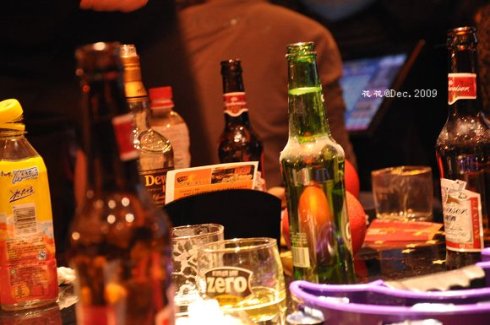 饭桌上为何屡屡陷入不醉不归的困局？