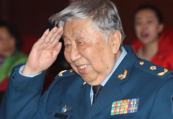 缅怀阎肃:为人和作品一样让人敬佩