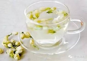 多喝三种水可有效缓解春燥 ​