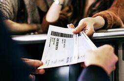 航企近期纷纷推出特价票揽客 能否打垮代理商？