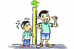 千万别将孩子矮小当成长得晚