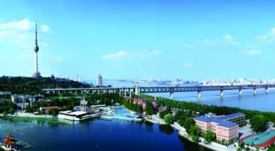 在上海，发现不同