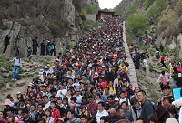 代表委员谈假日制改革：延长春节假PK落实带薪休假