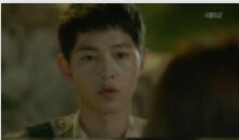 哭了！曝《太阳的后裔》悲剧收尾：柳时镇过世