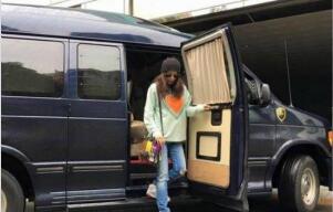 1年零3个月！辣妈徐若瑄产后复工 双腿纤细