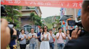 《只能活一个》开机 张峻宁石雨晴相爱相杀