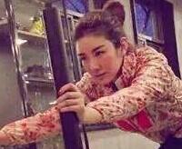 黄奕晒积极健身晒自拍 青春活力颜值高