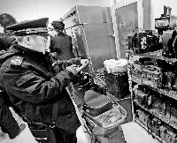 “饿了么”黑作坊被连夜取缔