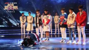 《星动亚洲》第2季中国学员下跪求淘汰引争议