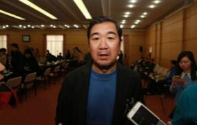 张国立：《咱们穿越吧》换脸又换心