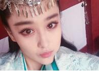 张馨予晒美照嘟嘴卖萌 网友：越来越喜欢你了