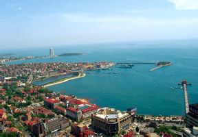 &ldquo;八少女&rdquo;雕像重归杭州