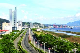 西藏生态环境保持良好