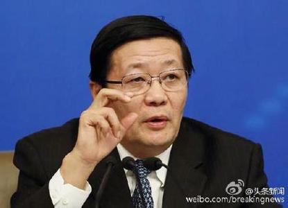 楼继伟：不care穆迪下调中国评级