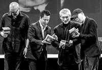 冯小刚筹拍《手机2》:既是喜剧也是&quot;恐怖片&quot;