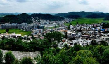 乡镇年轻基层干部要有&ldquo;泥土味&rdquo;