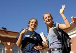 韩外国留学生破十万创新高 中国学生占6成