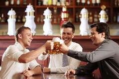 男人喝酒居然有7大好处不为人知