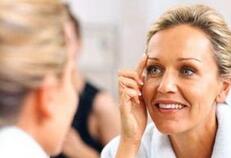 这些坏习惯不改 皱纹会迅速找上你