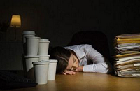 熬夜饮食需注意 四种水果帮你保持健康