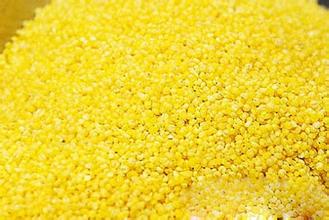 贵州天柱高酿干群协力抢种黄金苗