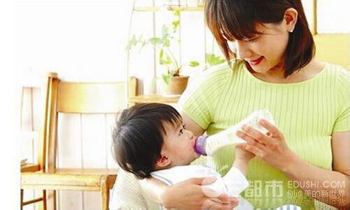 大学生月嫂为何受热捧