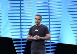 FB双倍押注Messenger应用:转型为购物娱乐中心