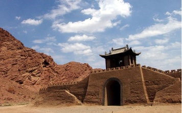 敦煌古城新妆面世 迎中外影视拍摄热