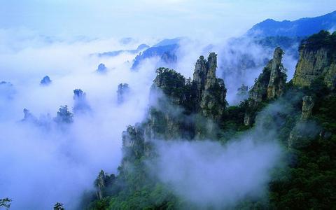 张家界：补齐发展短板全面提质升级