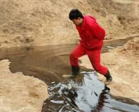 陕西一采油厂发生原油泄漏 已是一周内第二次