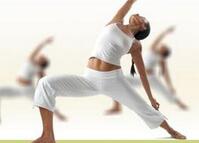 最适合懒惰妹子的沙发减肥操