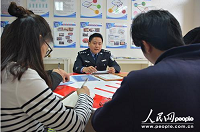 警察不仅要抓坏人 还要关爱特殊的&ldquo;留守儿童&rdquo;