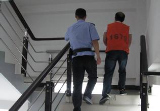 该给公款签单套上&ldquo;手铐脚镣&rdquo;了