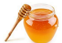 检测蜂蜜真假的方法：用纸或筷子