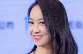 宋茜“千里撩夫” 车太贤献歌“秀恩爱”